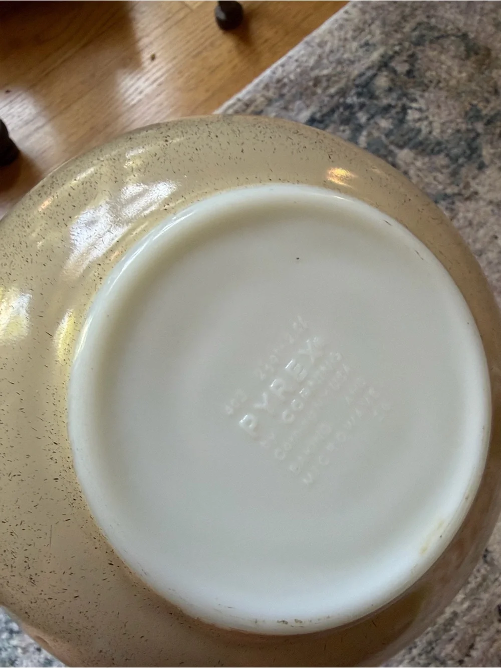 Vintage PYREX Homestead Nesting Mixing Bowls Speckled Tan